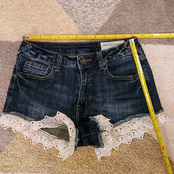 Wishlist Jean Shorts w Lace Size S - Picture 5 of 6